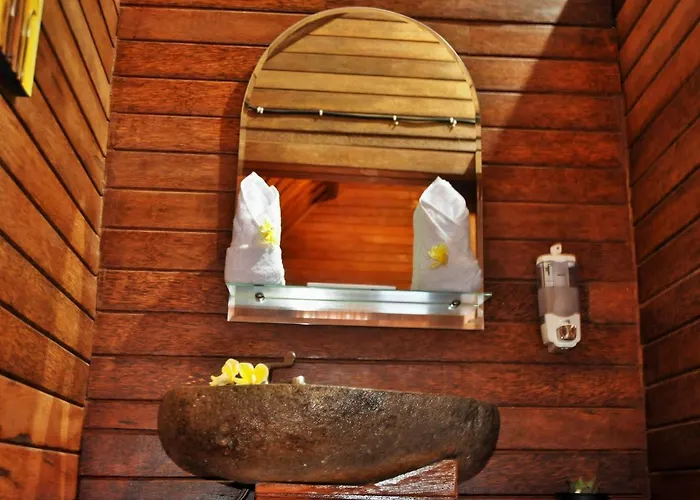 Surya Chandra 3* Batununggul
