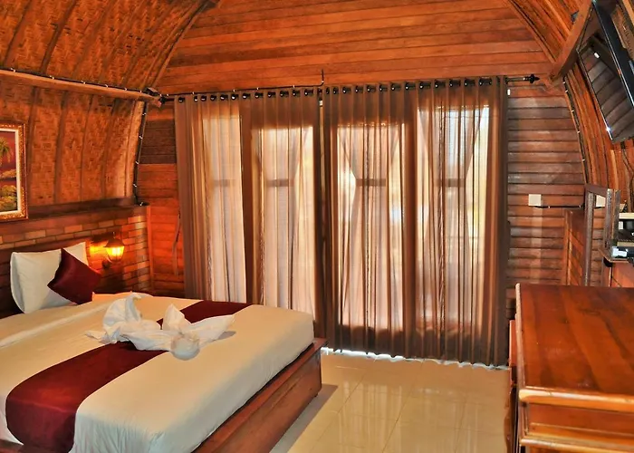 Surya Chandra 3* Batununggul